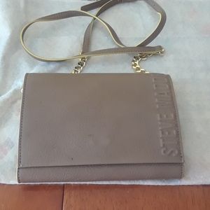 ***Steve Madden crossbody bag